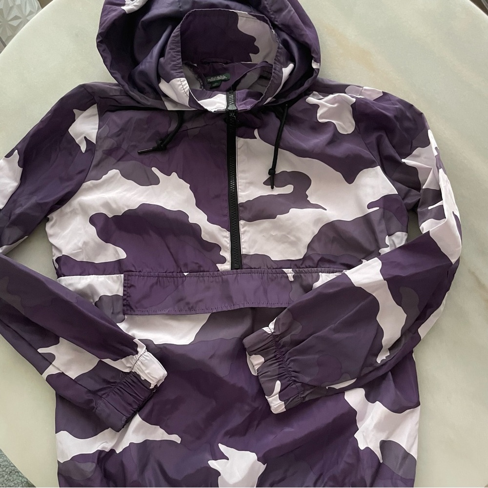 wild fable purple camo wind breaker size XS